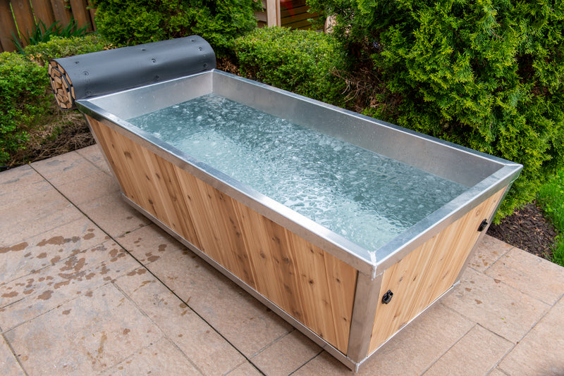 Dundalk Leisurecraft Canadian Timber Collection The Polar Plunge Tub